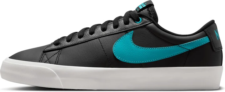 Men's Nike SB Blazer Low Pro GT Shoes in Black | DV1226-001