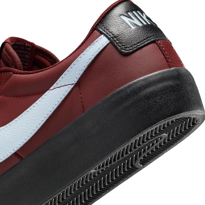 Men's Nike SB Blazer Low Pro GT Shoes in Red | DV1226-600 - Image 8