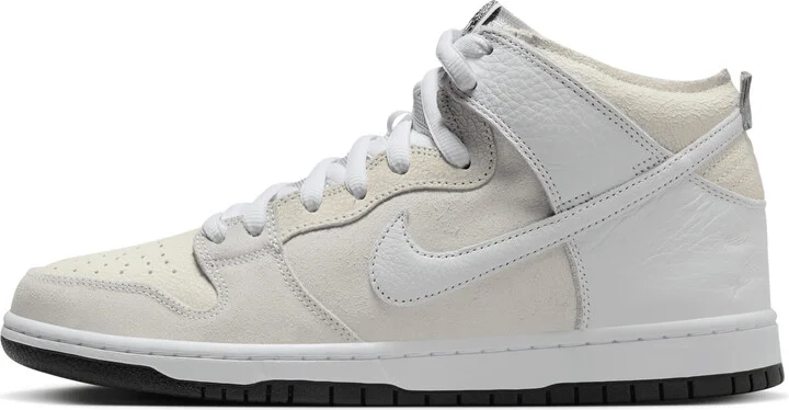 Men's Nike SB Dunk High x Antihero Shoes in White | HM5837-100