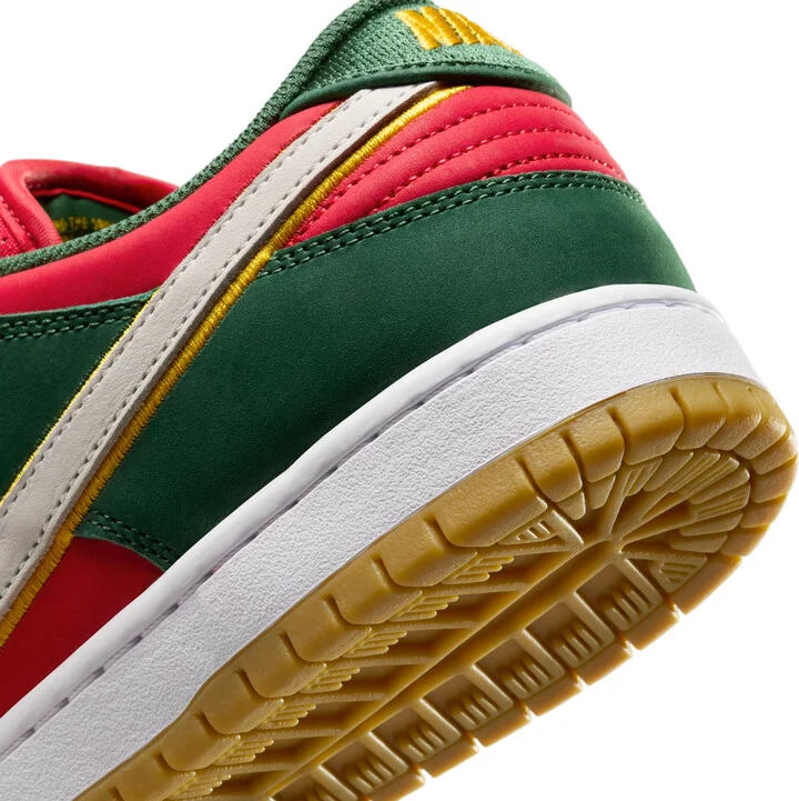 Men's Nike SB Dunk Low Pro Premium Skate Shoes in Green | FZ1287-300 - Image 8