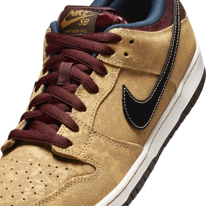 Men's Nike SB Dunk Low Pro Skate Shoes in Brown | FZ1278-200 - Image 7