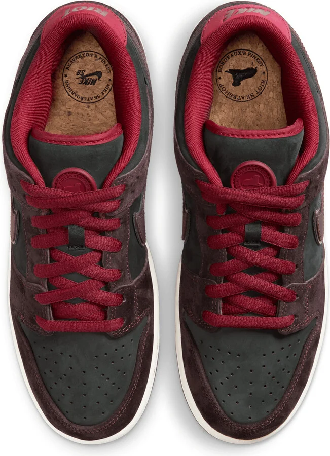 Men's Nike SB Dunk Low Pro Skate Shoes in Brown | FZ1289-200 - Image 4