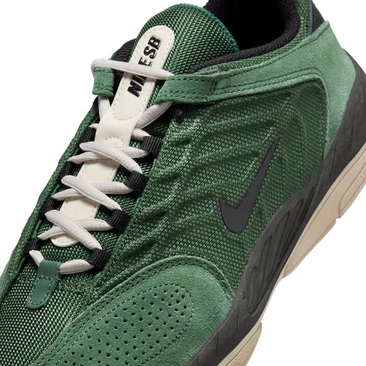 Men's Nike SB Vertebrae Shoes in Green | FD4691-300 - Image 7