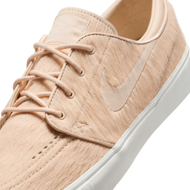 Men's Nike SB Zoom Janoski OG+ SE Skate Shoes in White | HF3060-200 - Image 7