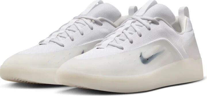 Men's Nike SB Zoom Nyjah 4 Skate Shoes in White | FQ1273-100 - Image 5