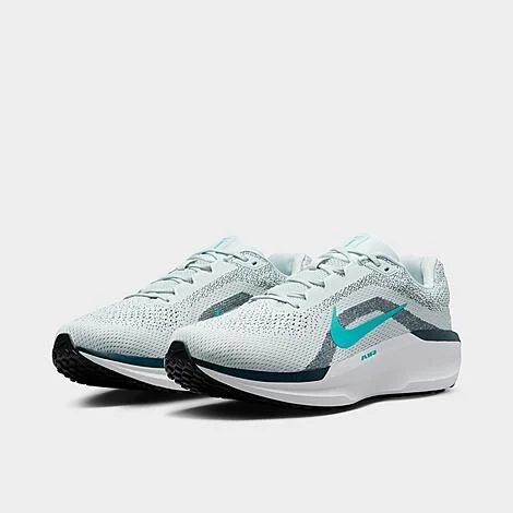 Men's Nike Winflo 11 Running Shoes (Extra Wide Width) - Image 2