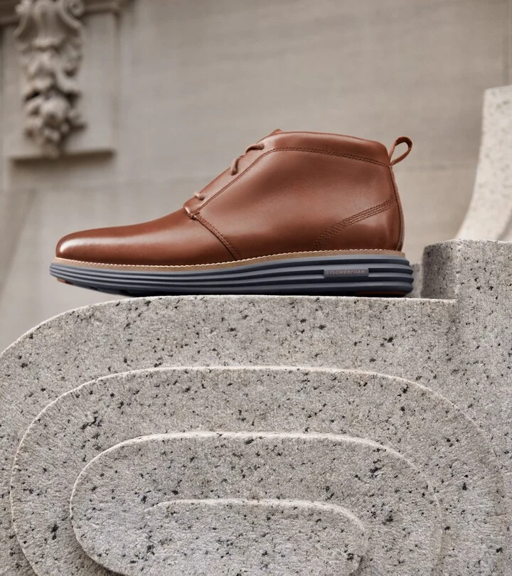 Men's ØriginalGrand Remastered Waterproof Chukka Boots - Image 2