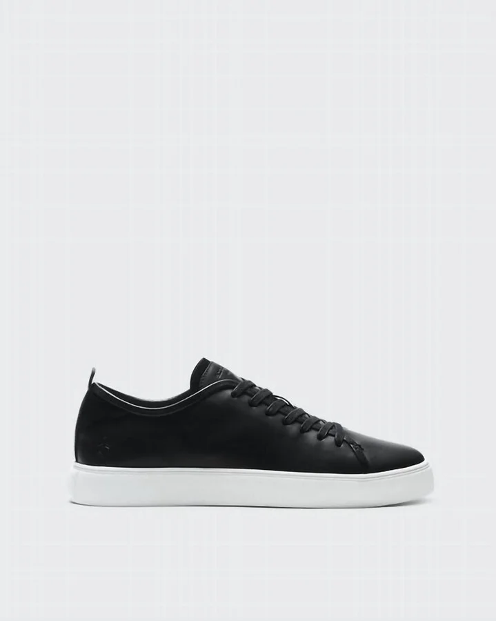 Men's Perry Lace Up Sneakers In Black