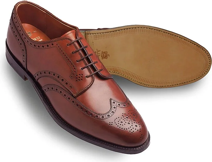 Men's Short Wing Blucher Shoe In Walnut