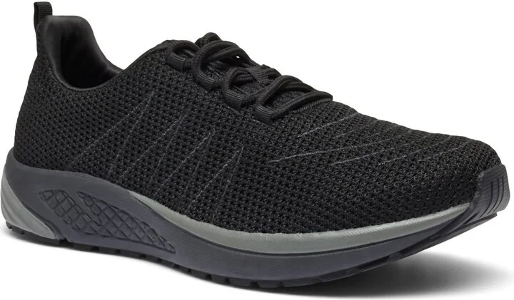 Men's Tour Knit Shoes In Black
