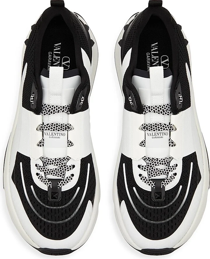 Men's True Act Low Top Sneakers in Mesh and Rubberized Fabric - Black - Size 9 - Image 4