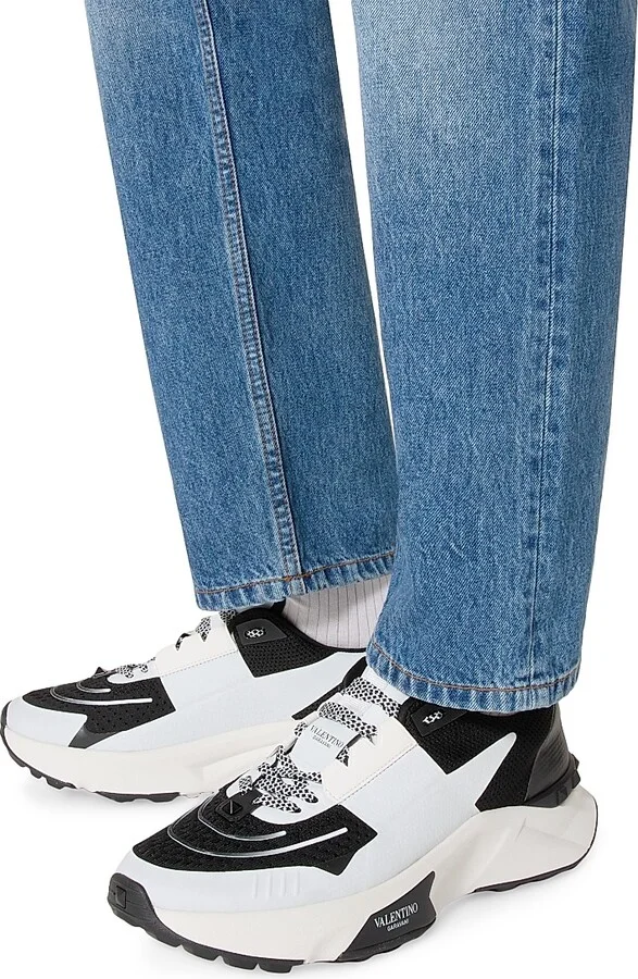 Men's True Act Low Top Sneakers in Mesh and Rubberized Fabric - Black - Size 9 - Image 6
