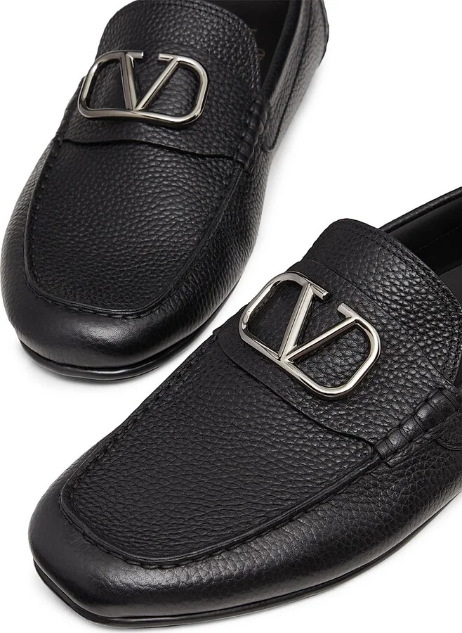 Men's VLogo Signature Grainy Calfskin Driving Shoes - Black - Size 9 - Image 5