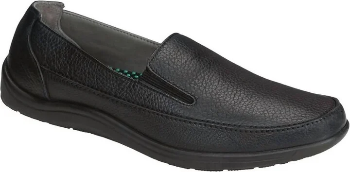 Men's Weekender Slip On Loafer - Narrow In Black