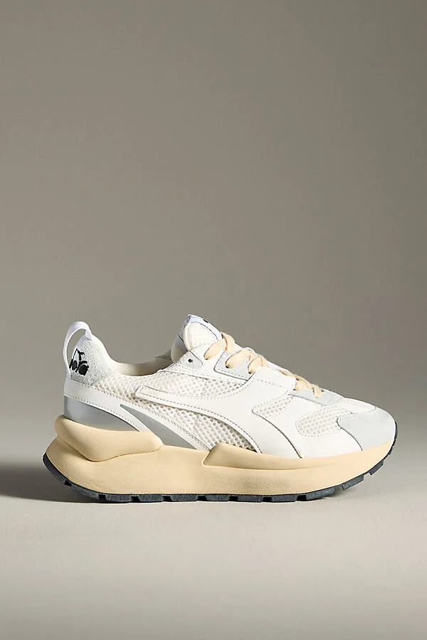 Mercury Elite Sneakers