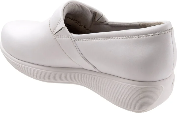 Meredith Sport Clog - Image 2