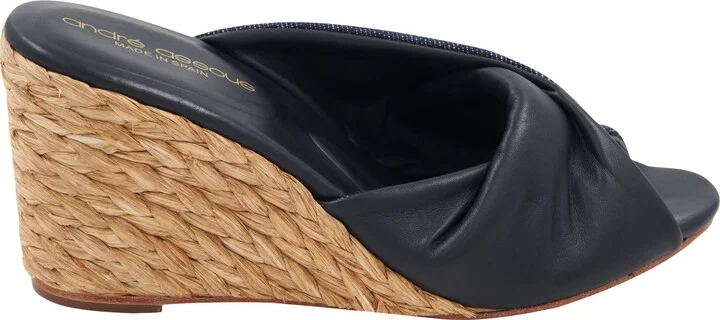 Merida Wedge Sandal - Image 3