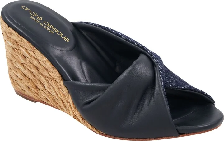 Merida Wedge Sandal