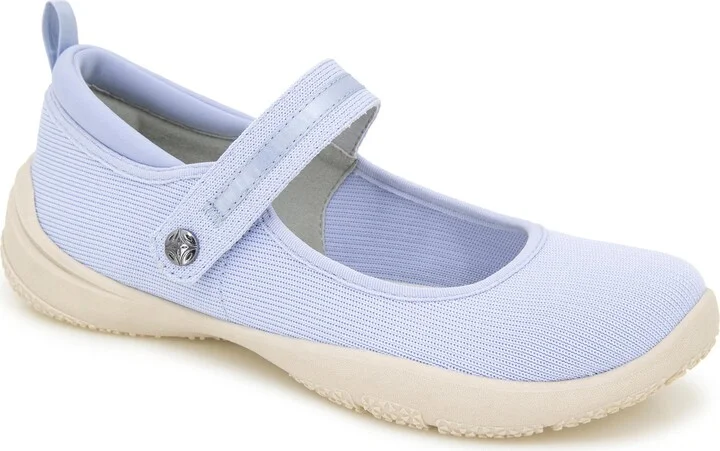 Merry Mary Jane Flat