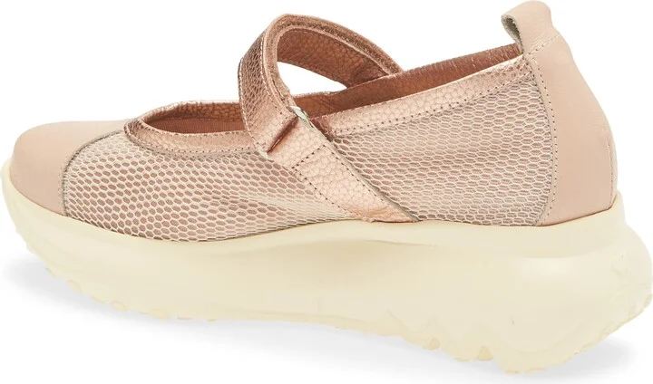Mesh & Leather Flat - Image 8