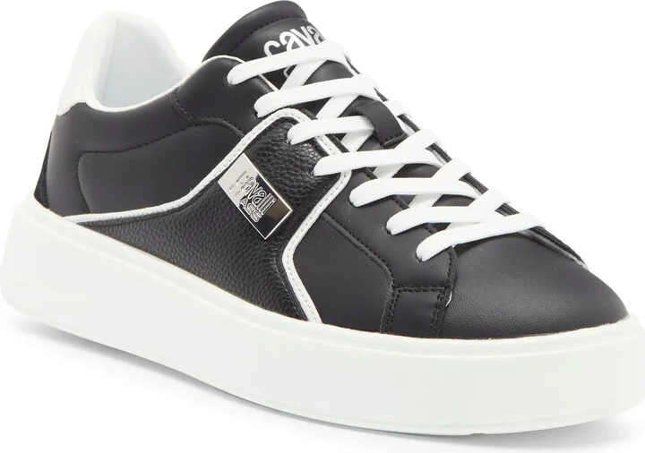 BLACK/ WHITE