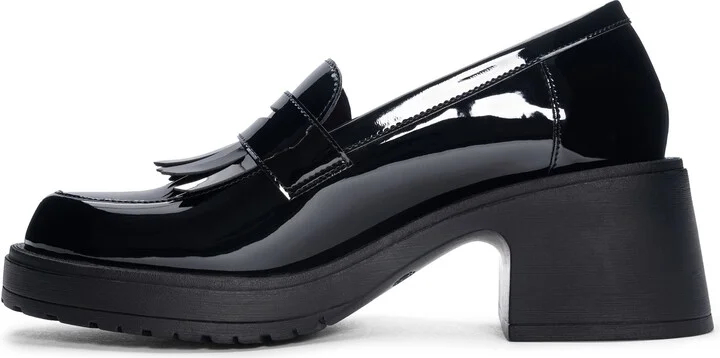 Metallic Kiltie Loafer Pump - Image 5