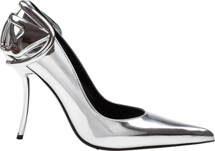Metallic Leather Pumps With Curved Heel Silver Color