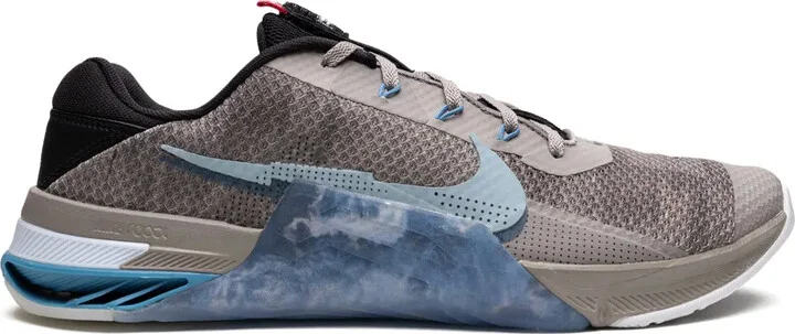 Metcon 7 AMP sneakers