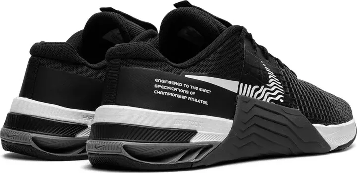 Metcon 8 "Smoke Grey" sneakers - Image 3