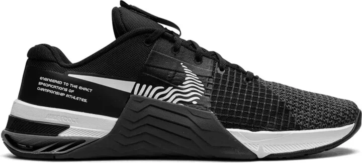 Metcon 8 "Smoke Grey" sneakers