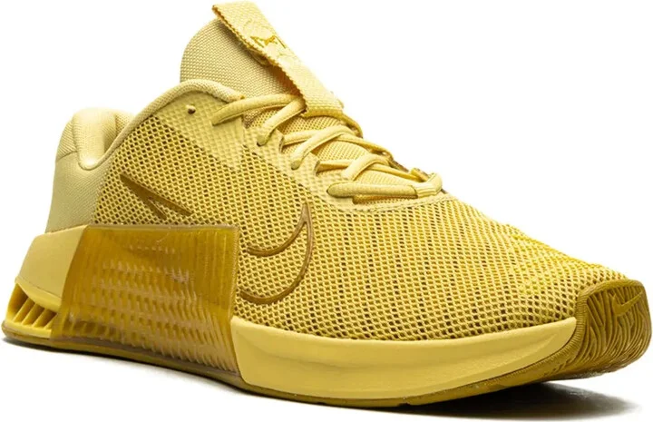 Metcon 9 "Saturn Gold" sneakers - Image 2