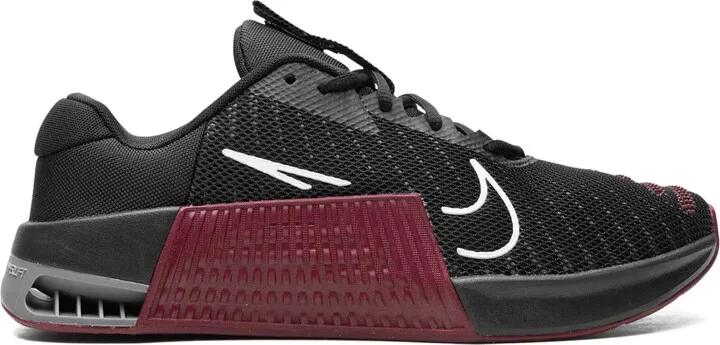 Metcon 9 TB "Black Maroon" sneakers
