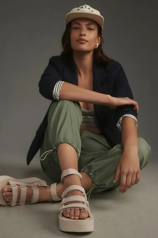 Mevia Flatform Sandals - Image 3