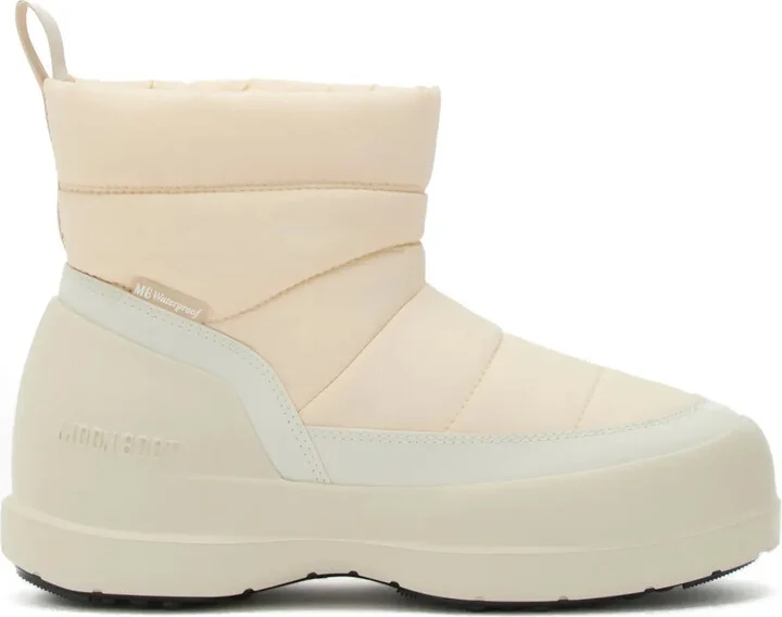 Mezzaluna snow boots