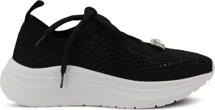 Mia sneakers