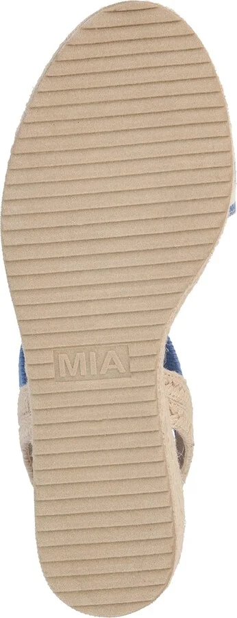 Mia Women's Brittni Round Toe Wedge Sandals - Natural, Off White - Image 9