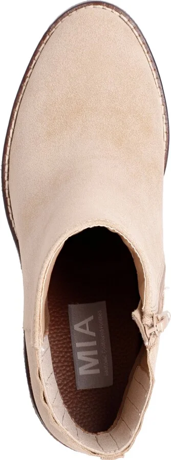 Mia Women's Harlow Lug-Sole Block-Heel Chelsea Booties - Image 4