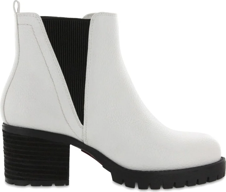Mia Women's Jody Lug Sole Chelsea Booties - Image 6