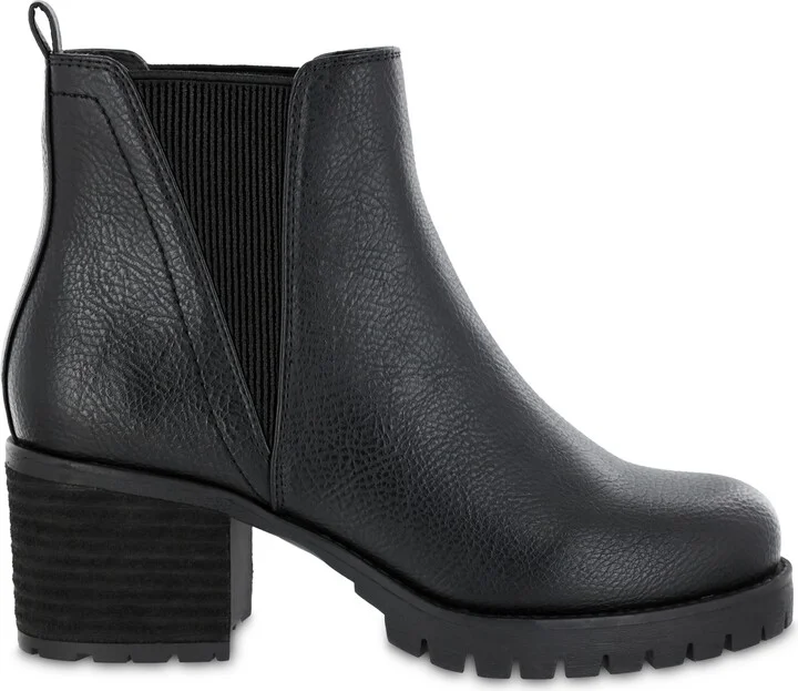 Mia Women's Jody Lug Sole Chelsea Booties - Image 10