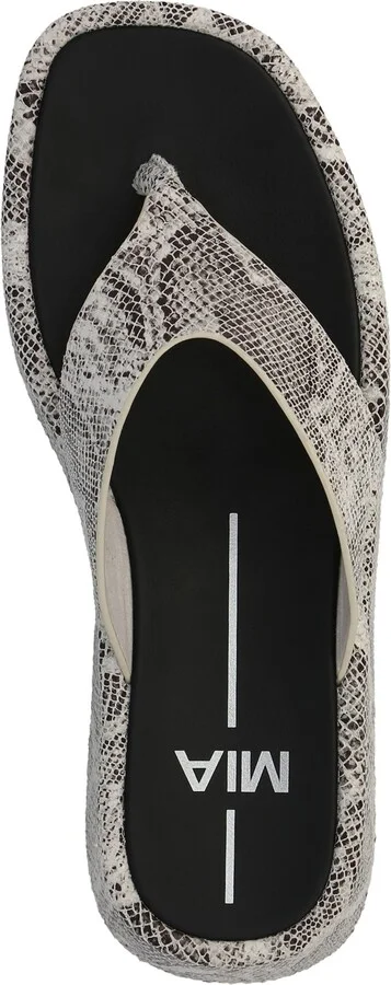 Mia Women's Pamelia Thong Round Toe Sandals - Image 4