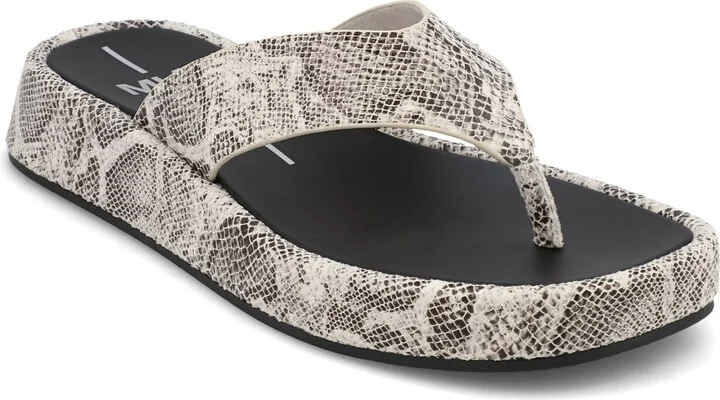Mia Women's Pamelia Thong Round Toe Sandals