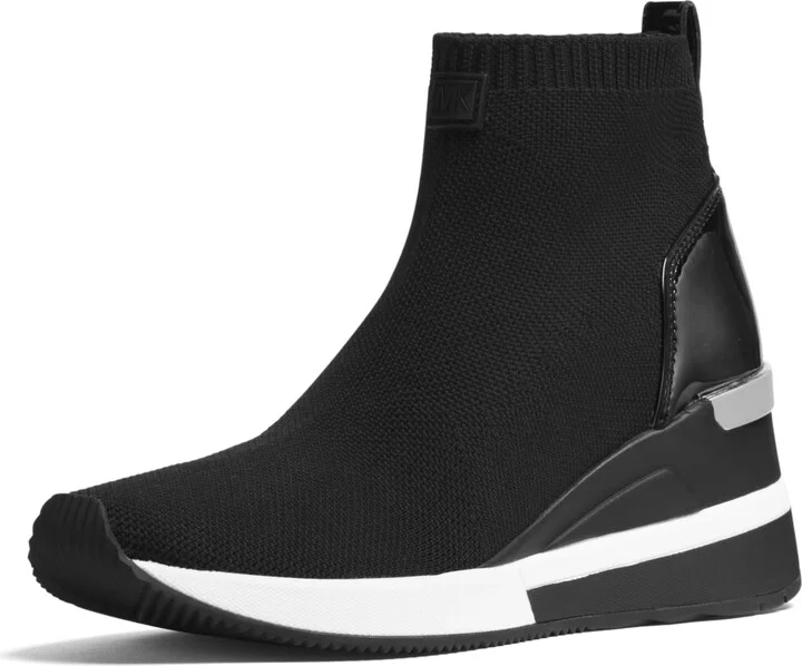Michael Kors Womens Skyler Stretch-Knit Sock Sneaker
