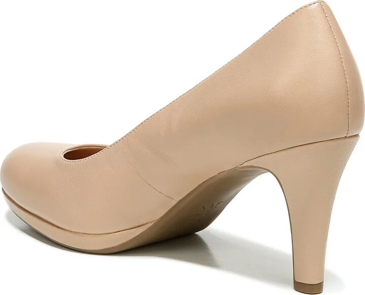 'Michelle' Almond Toe Pump - Image 3