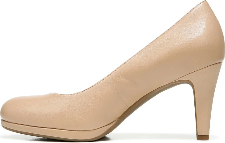 'Michelle' Almond Toe Pump - Image 10