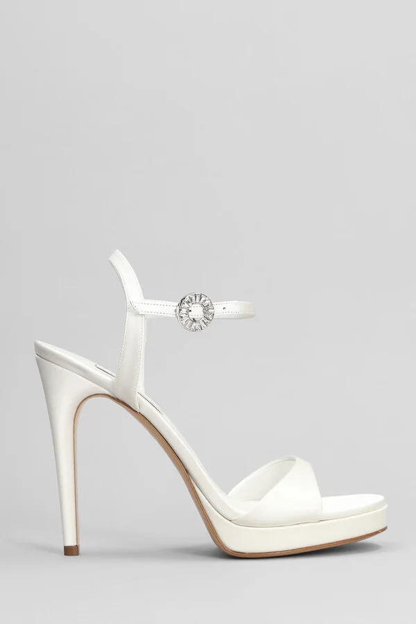 Michelle Sandals In White Satin