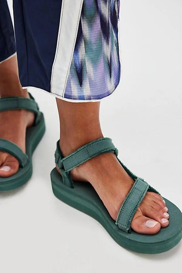 Midform Universal Canvas Sandals - Image 2
