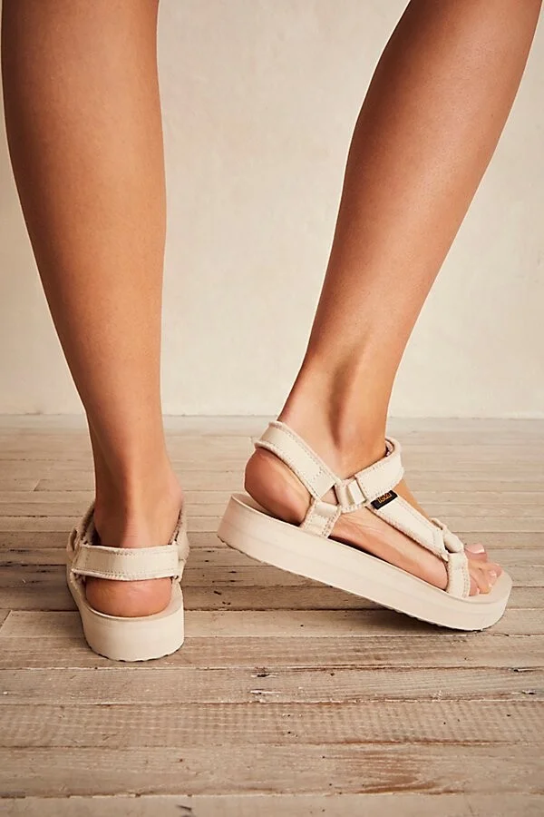 Midform Universal Canvas Sandals - Image 3