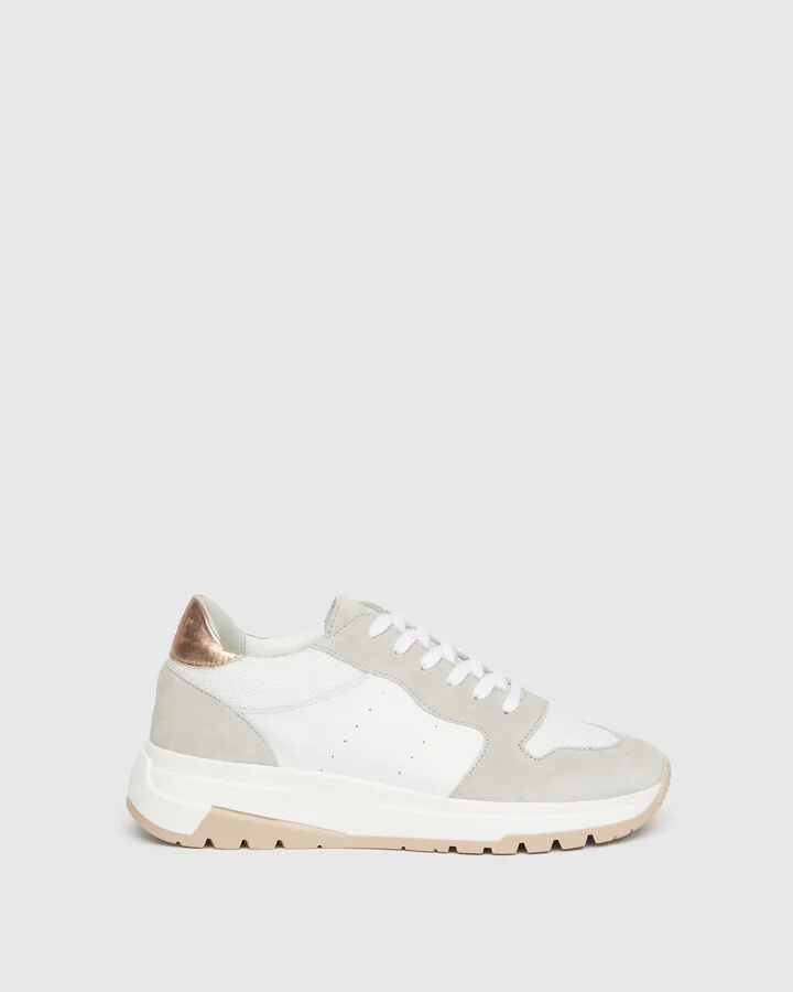 Mila Sneaker