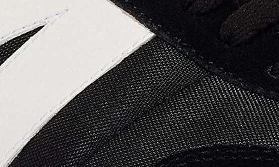 Milan Hands-Free Sneaker - Image 9
