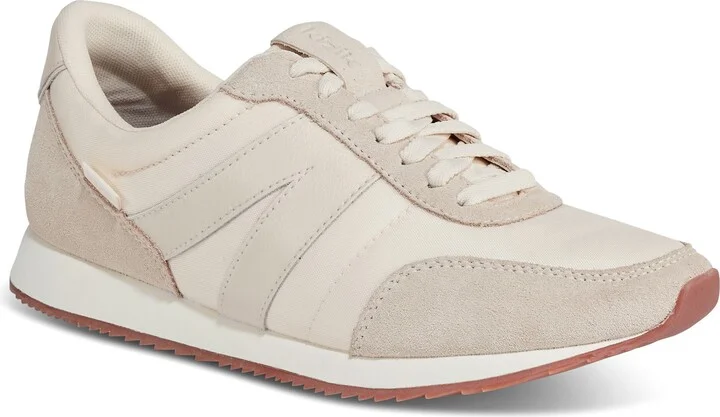 Milan Hands-Free Sneaker